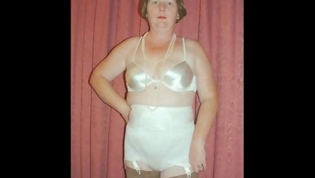 Homemade Content with matures in gallery