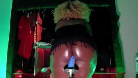 Perfect Chocolate Booty riding 10 inch Dildo Fuck Machine